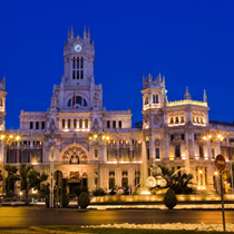 Piazza di Madrid di sera