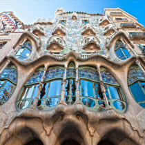 Casa Batllo dal basso