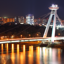 Ponte a Bratislava di notte