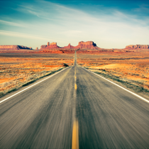 Strada nella Monument Valley