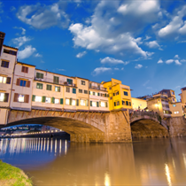 Veduta del ponte vecchio di Firenze