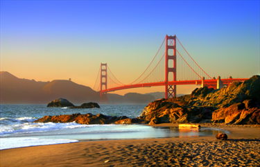 Vista dalla spiaggia del Golden Gate