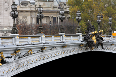 Dettaglio del Ponte Alexandre III a Parigi