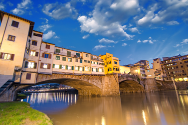 Veduta del ponte vecchio di Firenze